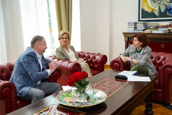 Сиљановска-Давкова прими претставници на Државниот завод за ревизија