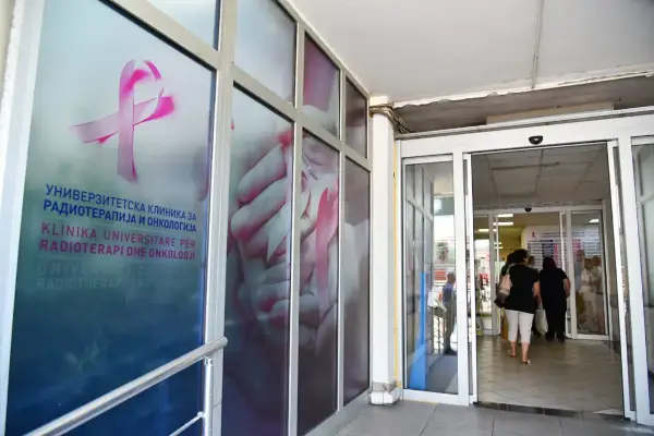 Kај 12 пациенти лековите биле давани спротивно на медицинските индикации