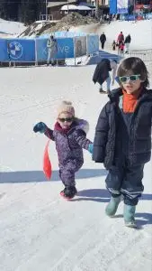 На Попова Шапка четири степени под нулата и 60 сантиметри снег