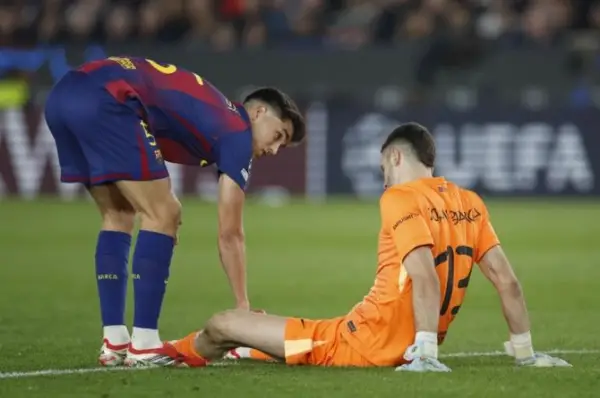 Голманот на Барселона Гарсија ќе биде надвор од терените неколку недели