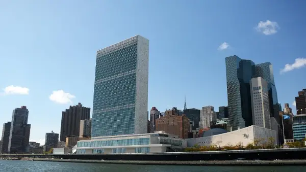 Земјите од Персискиот Залив бараат итна реакција од ОН за да се запрат иранските напади врз цивили