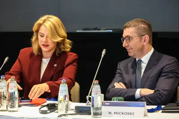Мицкоски на самитот на ЕПП: Зајакнување на партнерствата и улогата на Македонија
