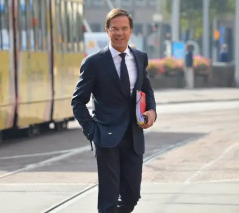 Шефот на НАТО уверен дека расправијата околу Ормутскиот теснец може да се реши