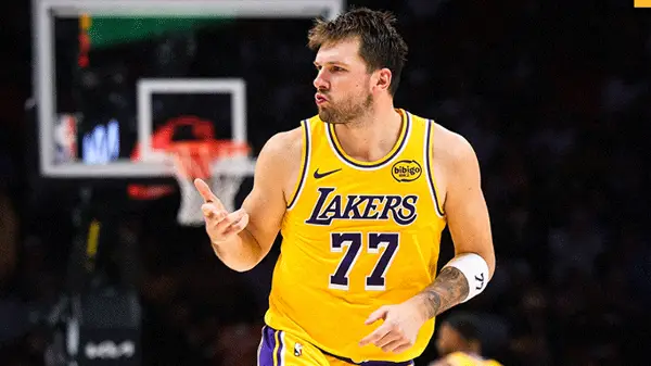 Неверојатниот Дончиќ уфрли 60 поени, Сан Антонио после седум години се враќа во плејофот (Видео)