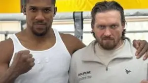 Ентони Џошуа и Александар Усик тренираат заедно во Шпанија