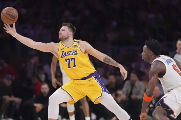 Рекордни 60 поени на Дончиќ во дресот на Лејкерс