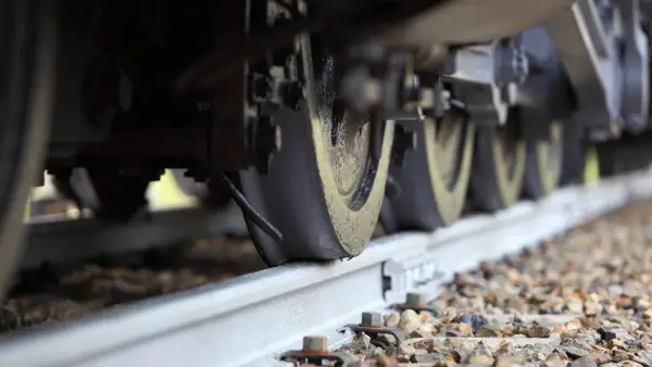 24-часовен штрајк на железничките работници ги запира возовите во Грција