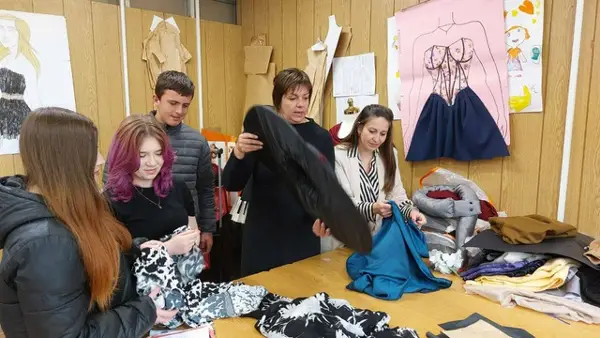 Филмските дела инспирација за македонските дизајнери и учениците од Креативен ден во Битола