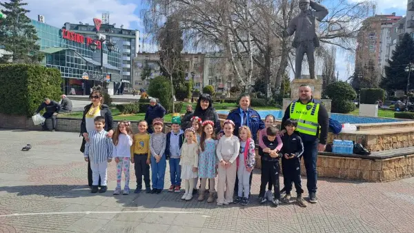 Најмалите од Куманово го одбележаа стартот на пролетта (ФОТО+ВИДЕО)