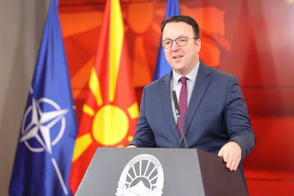 „Најголемата маана е што договорот со Бехтел и Енка е класифициран“: Николоски вели на секој состанок бара декласифицирање