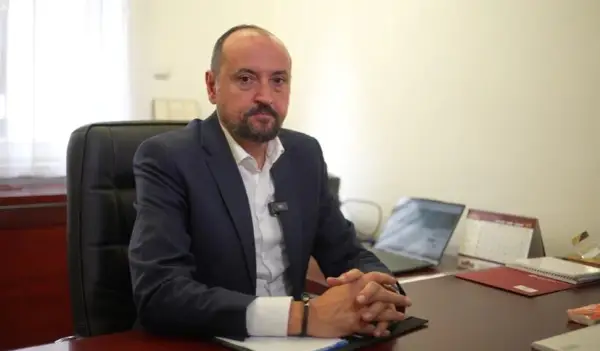 Битиќи: Кризата со нафта како алатка за полнење на Буџетот?