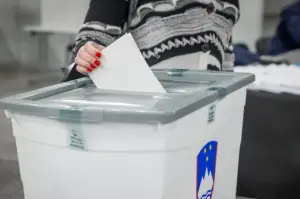 Словенците гласаат на „најважните избори од независноста“