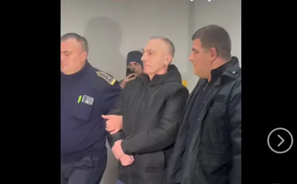 Артан Груби останува во домашен притвор