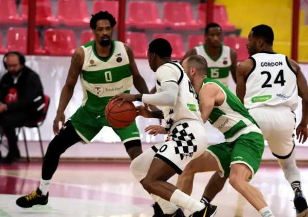 ТФТ го доби дербито со Пелистер и се врати ба врвот на табелата