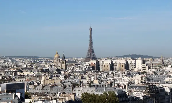 Социјалистот Емануел Грегоар е идниот градоначалник на Париз