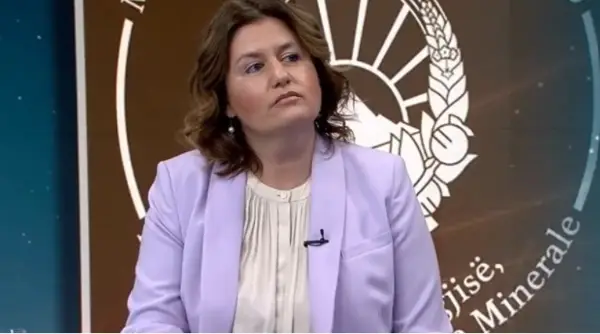 СТРАНЦИ ТОЧАТ ГОРИВО ОД МАКЕДОНИЈА, БИДЕЈЌИ Е НАЈЕВТИНО: Божиновска вели дека дури 160.000 литри се точат во пограничните делови од земјата