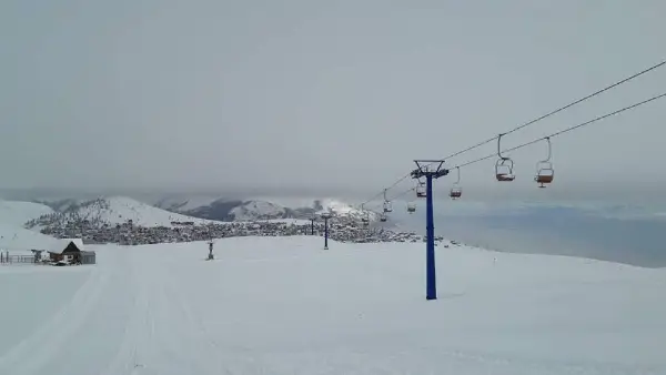 На Попова Шапка најстудено -3 степени и 57 сантиметри снег