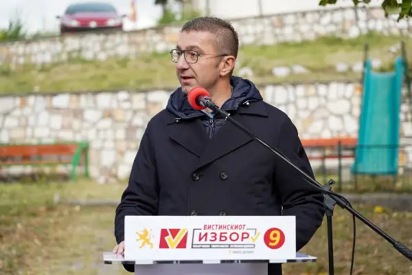 Премиерот Христијан Мицкоски утре доаѓа во Тетово