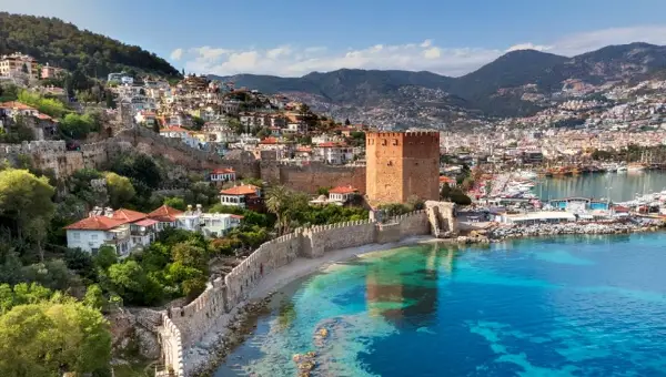 Атлетичари од цел свет ќе трчаат низ импресивните пејзажи на Турција на Alanya Ultra Trail