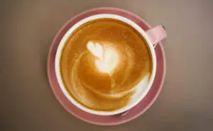 Голема студија откри која е идеалната количина кафе за намалување на стресот