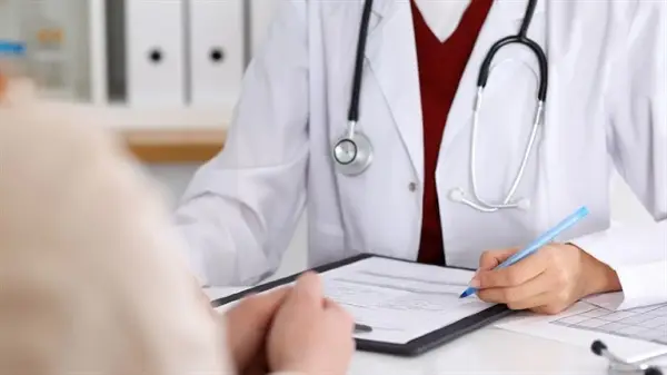 Начинот на зборување може да открие рани знаци на Алцхајмерова болест