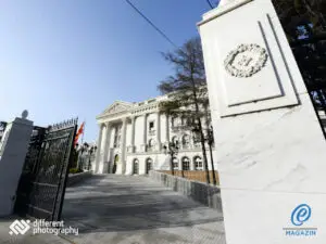 Владата прогласи кризна состојба од 30 дена