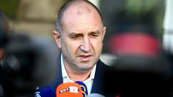 Бугарија пред избори: Румен Радев води на анкетите, повеќе од половина граѓани сигурно ќе гласаат