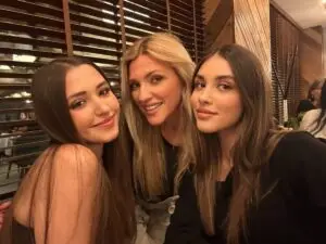 ФОТО | Убав повод за славење кај Панчеви, Маја ја сподели радоста