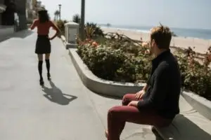 Антрополог од Оксфорд открива: Еве што мажите прво забележуваат кај жените, бидејќи ги асоцира на плодност