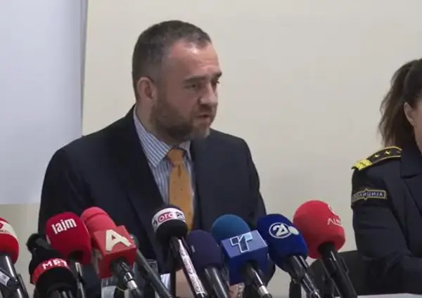 Тошковски и Јаневска на означување на почетокот на кампањата на ОБСЕ за подигнување на свеста за ризиците од употреба на мало и лесно оружје