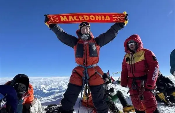 Големите аплинистички подвизи на д-р Кедев овековечени на поштенска марка „Кедев – 14 највисоки врвови“