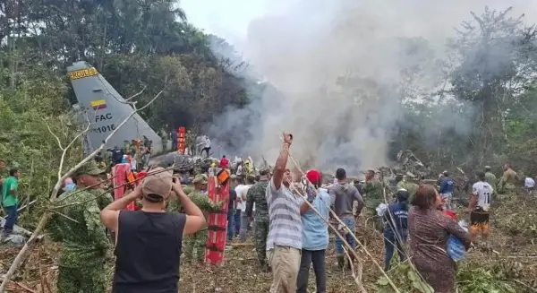 НАЈМАЛКУ 66 ЗАГИНАТИ ВО ПАД НА ВОЕН АВИОН ВО КОЛУМБИЈА