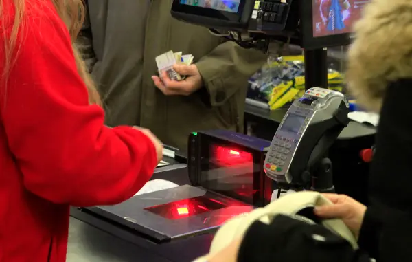 Цената на горивата се очекува да има влијание врз инфлацијата, но не големо – смета Мицкоски