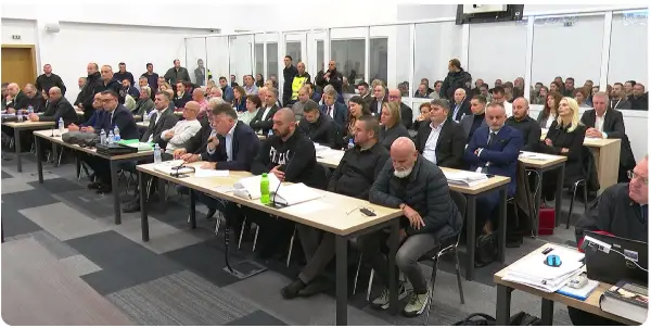 Повторно се одложува судењето против деветте полициски службеници обвинети за пожарот во дискотеката „Пулс“