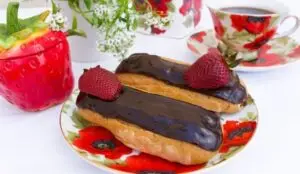 Оригинален рецепт за еклери – најубавиот старински француски колач