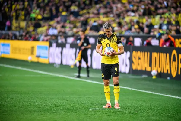 Реал извиси, Шлотербек не мрда од Дортмунд