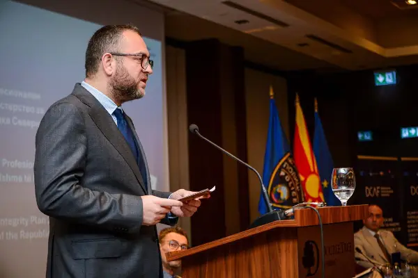 Тошковски: „Нула корупција во полицијата“ – промовиран Планот за професионален интегритет 2026–2028