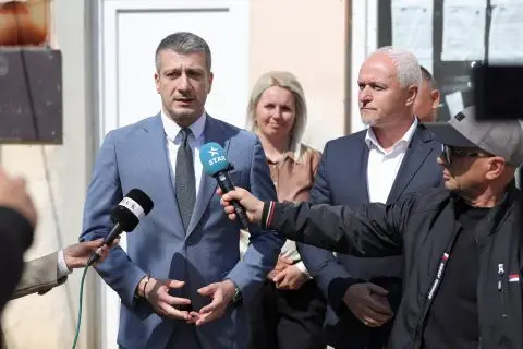 Министерот Перински во работни посети на Свети Николе и Чешиново – Облешево со фокус на локалниот развој