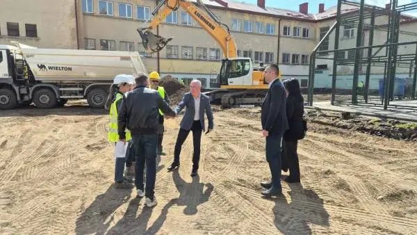 Започна изградбата на спортски игралишта во ОУ"Даме Груев" Битола