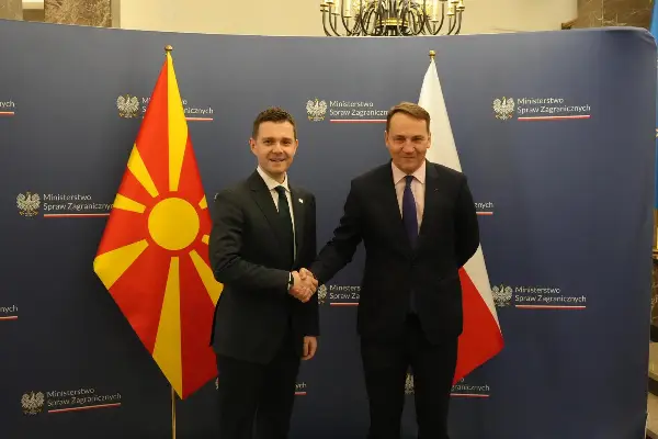 Работна посета на министерот Муцунски на Варшава, Полска