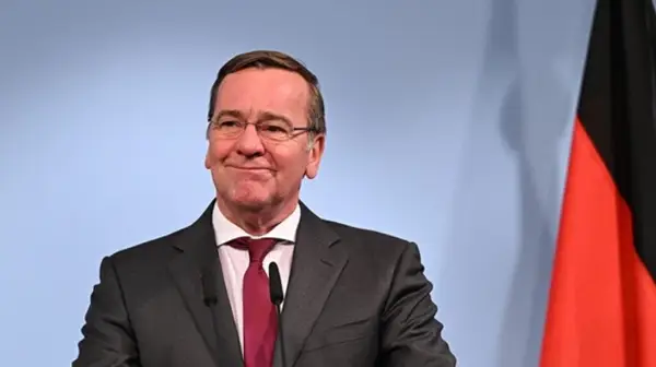 Германскиот министер за одбрана: Нема стратегија, нема цел, нема стратегија за излез