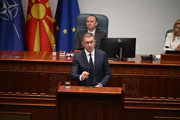 Мицкоски: Никој нема против албанскиот јазик, но треба да се знае дека официјалниот јазик во оваа држава е македонскиот