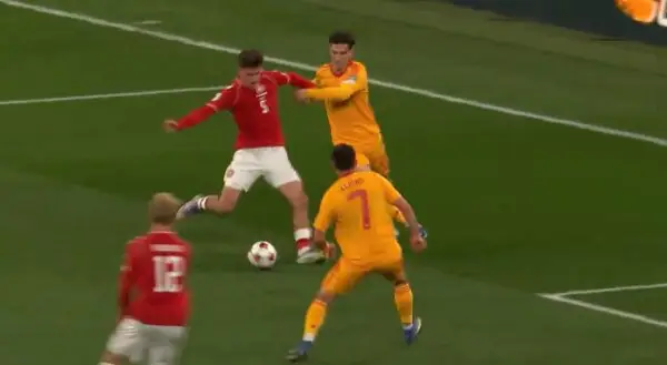 Нула во Копенхаген по првото полувреме