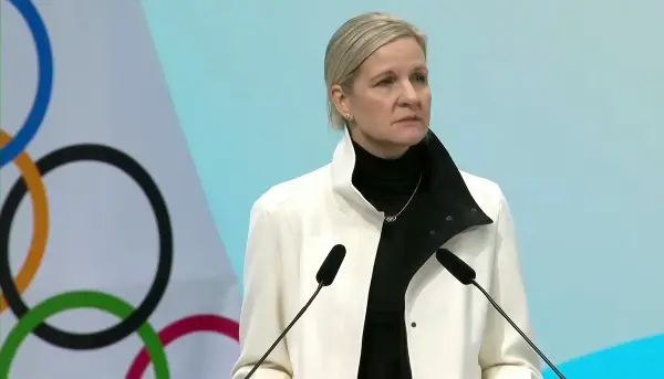 Новите правила на МОК им забрануваат на трансродовите жени да се натпреваруваат во женска категорија