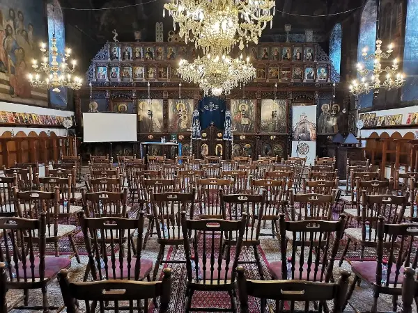 (ВИДЕО) Вчера во кичевскиот храм „Св.Петар и Павле“ беше презентирано „Црковнословенското книжевно наследство од Кичево и Кичевско“ на доцент д-р Александар Крстаноски