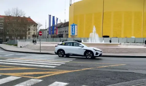 Загреб е првиот европски град што добива роботакси-возила