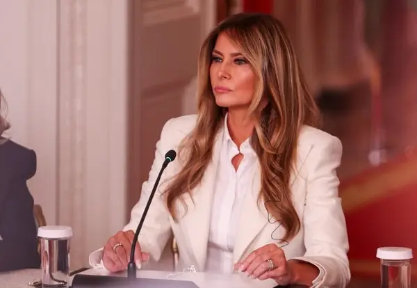 ПРВАТА ДАМА НА САД ГИ РАЗЛУТИ ГРЦИТЕ: Меланија Трамп го користеше името Македонија и ги потресе грчките шовинисти