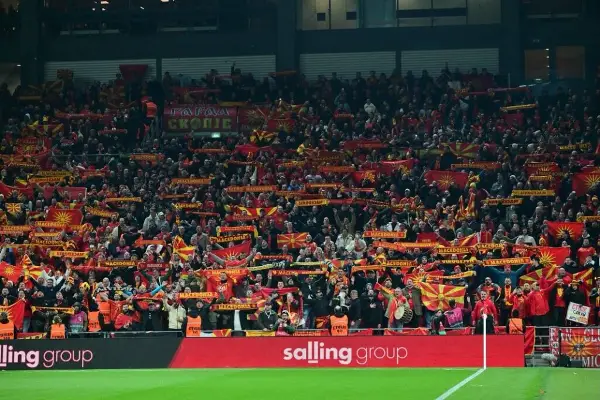 Македонските навивачи – единствената светла точка од вчерашниот настап во Данска!