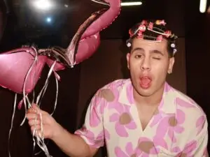 ФОТО+ВИДЕО | Џабе ја бараше Лидија – Јанг Дади на крајот заврши во лифт со Тино Костадиновски и се обиде да го бакне