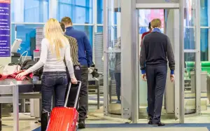 На патниците им е забрането да носат повеќе од две пауер банк-компјутери во авионите